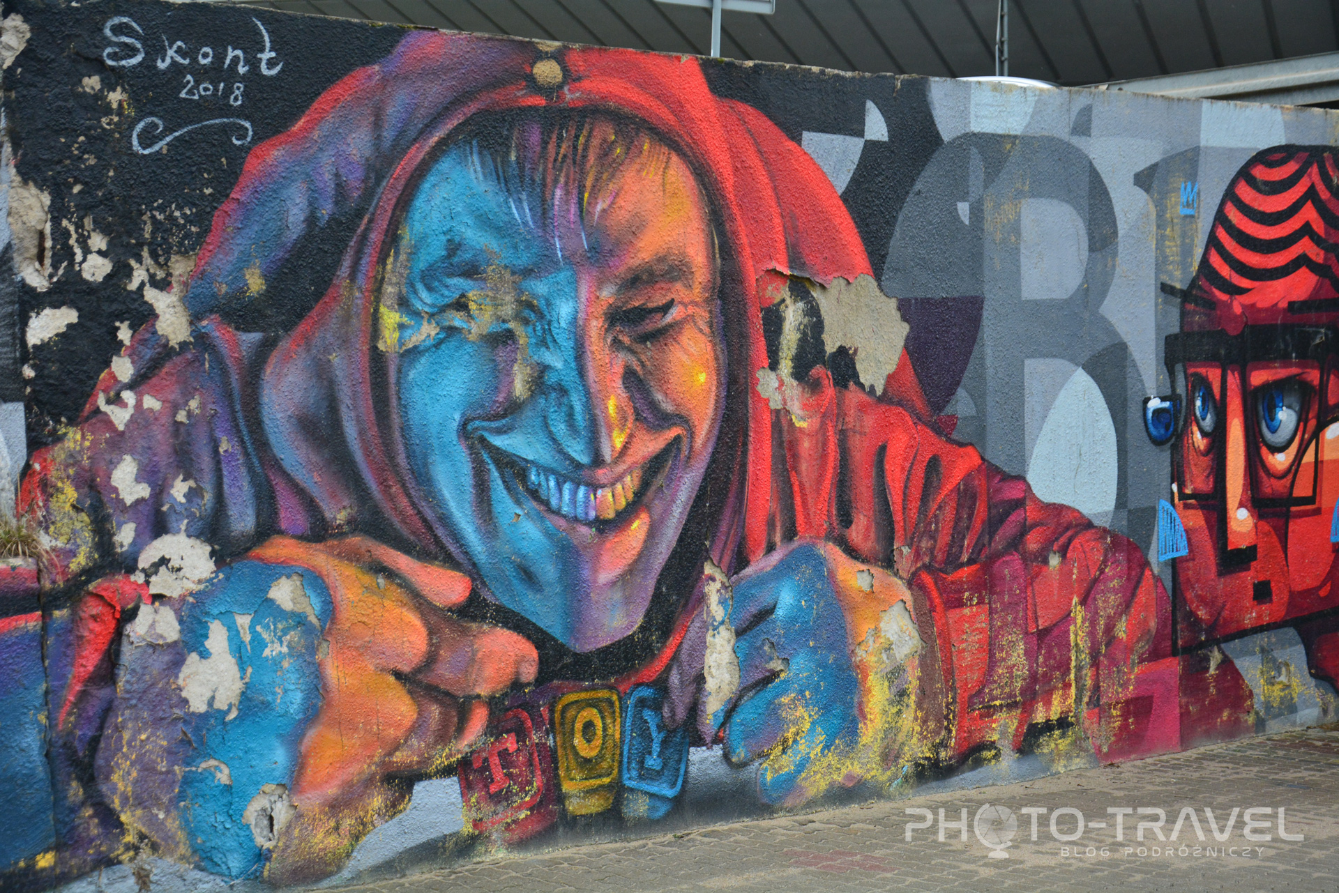 Graffiti na Placu Społecznym - skont