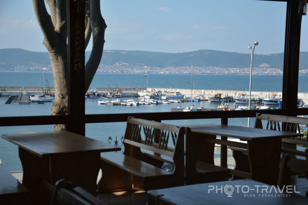 Restauracje w Nesebyrze z widokiem na Morze Czarne