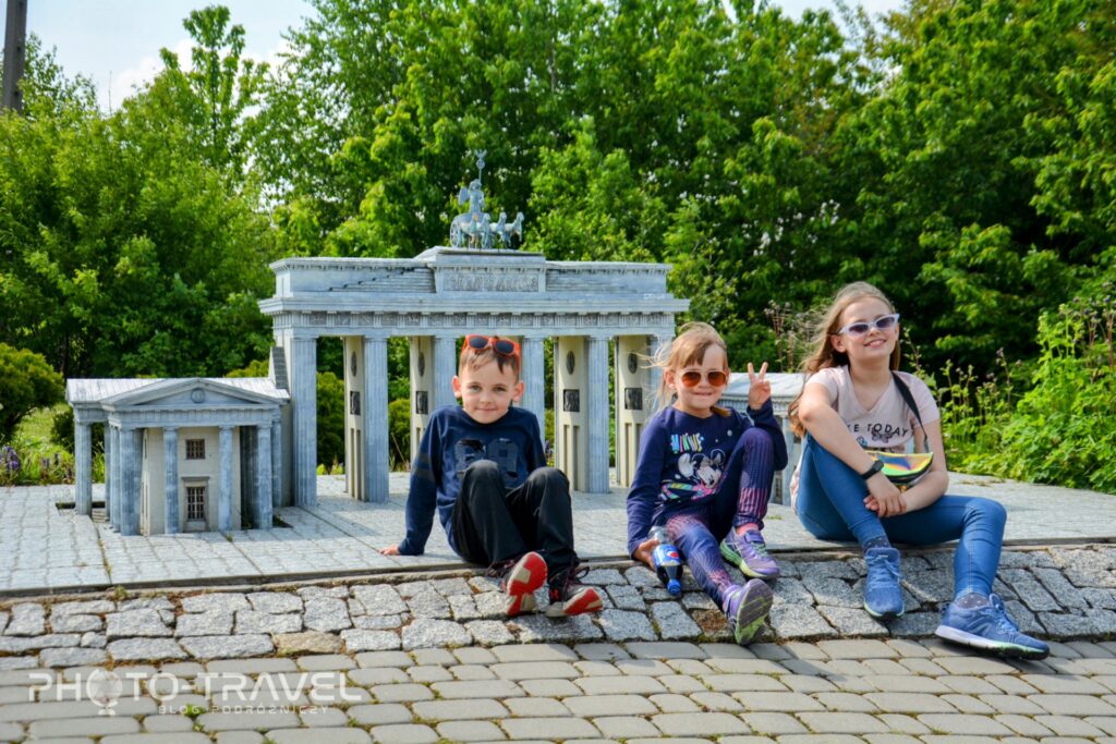 Park Miniatur Sabat Krajno w Górach Świętokrzyskich