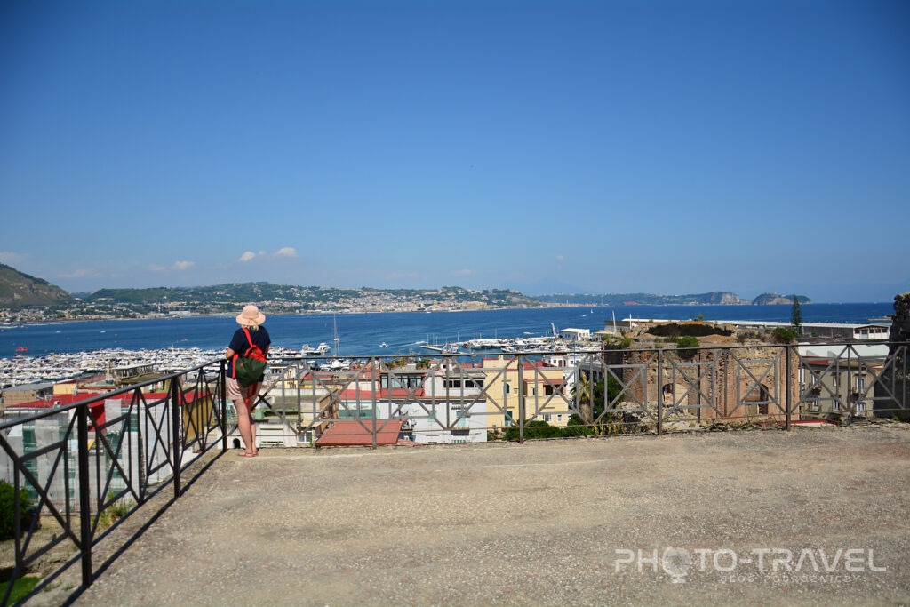 Widok na zatokę Baia koło Neapolu